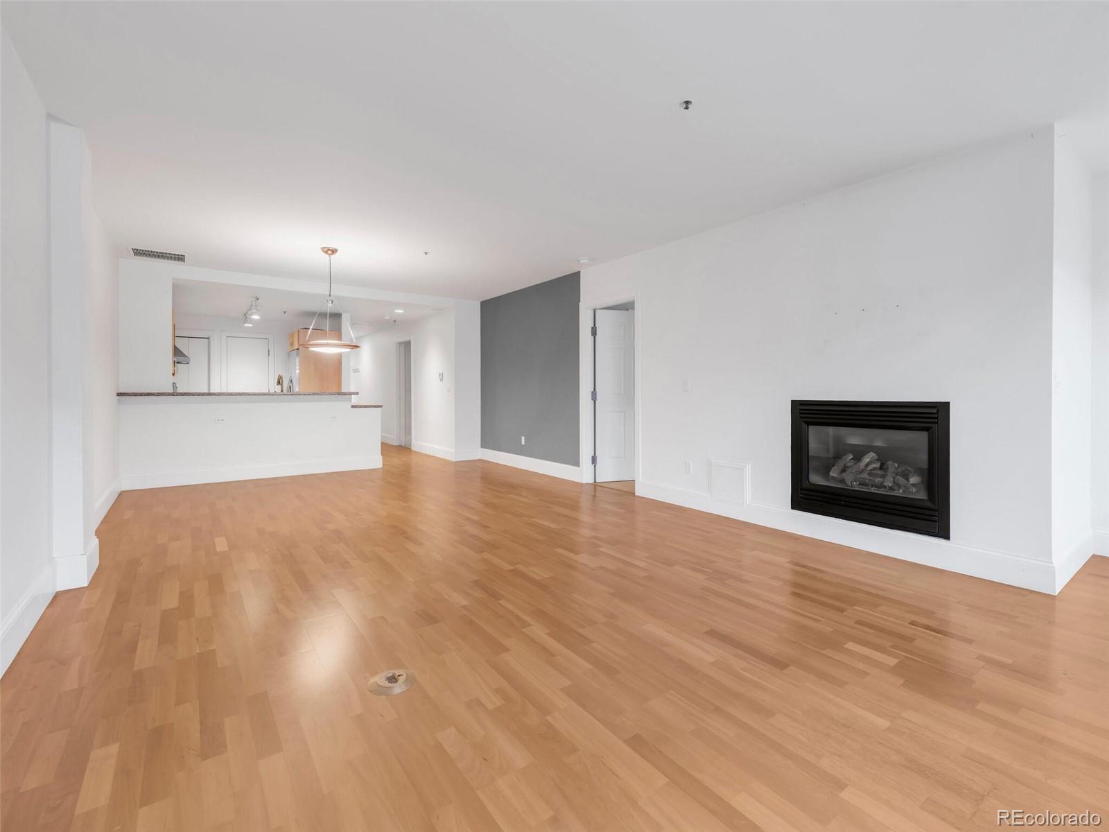 1560 Blake Street Unit: 808