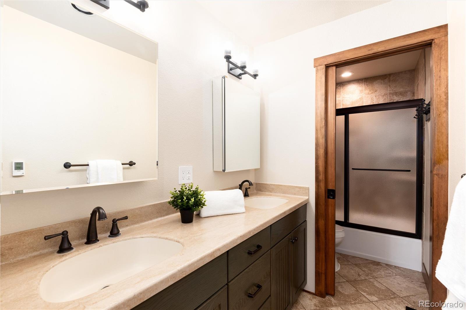 8498 Lightening View Drive