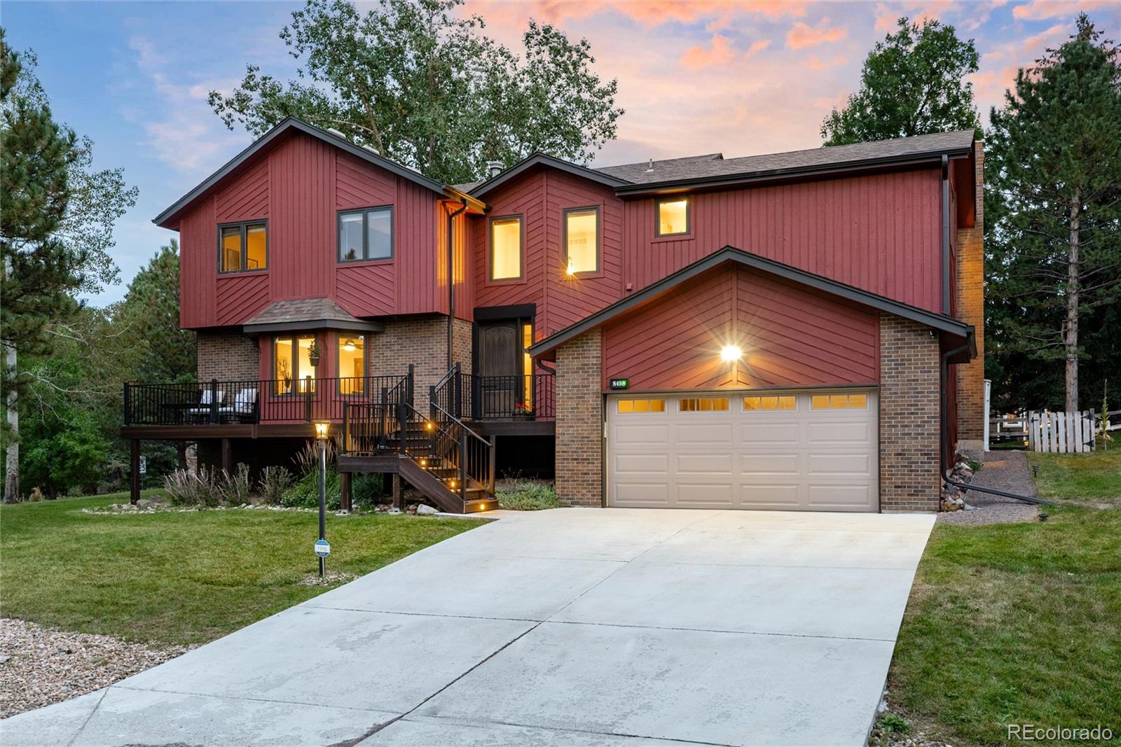 8498 Lightening View Drive