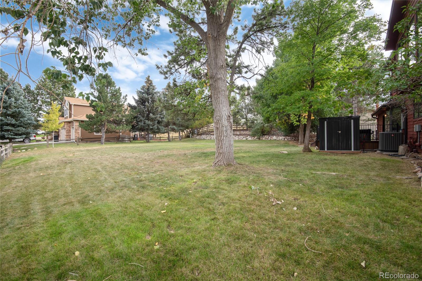 8498 Lightening View Drive