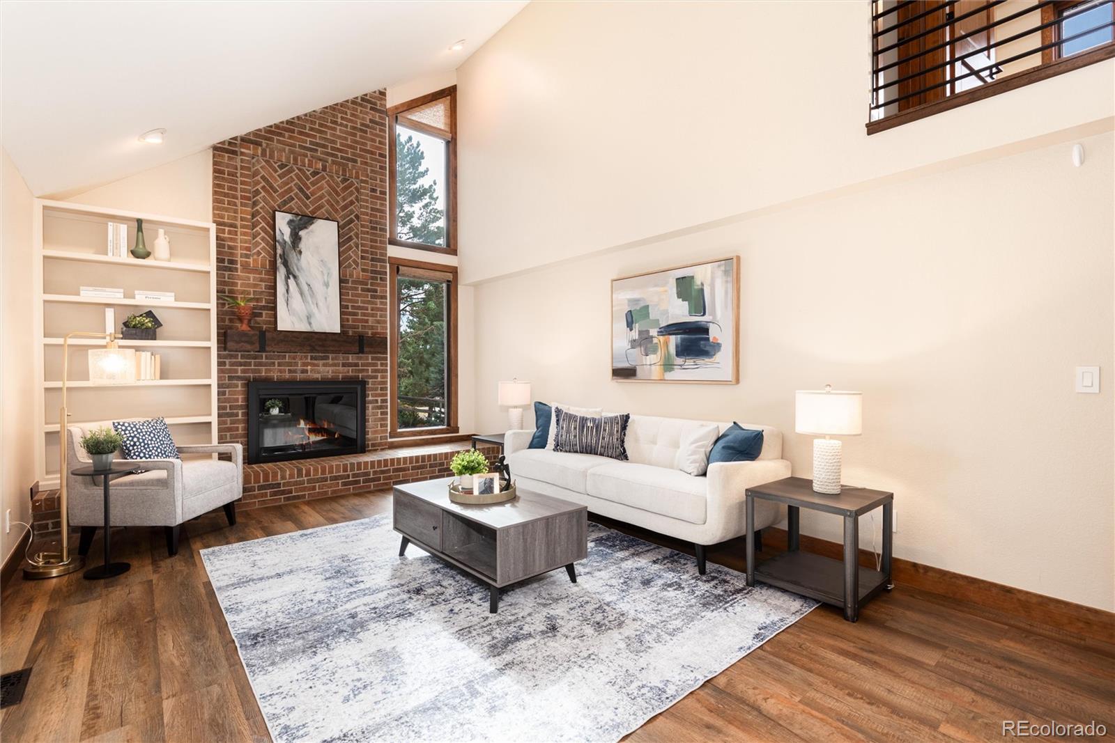 8498 Lightening View Drive