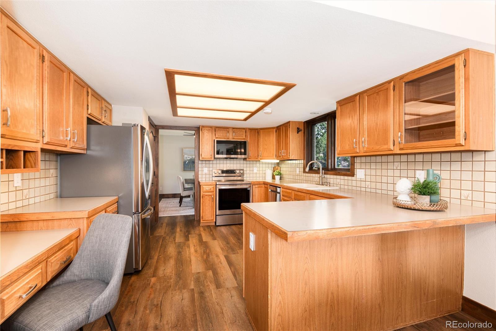 8498 Lightening View Drive