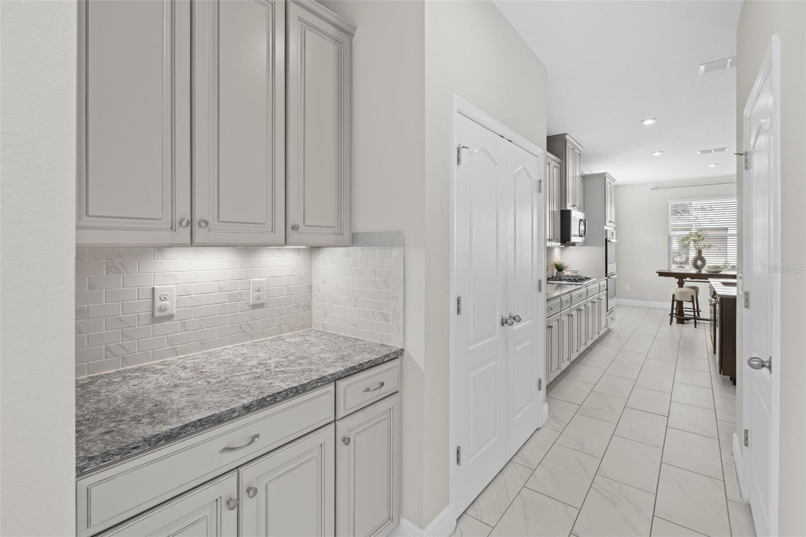 5994 PAINTED LEAF DR