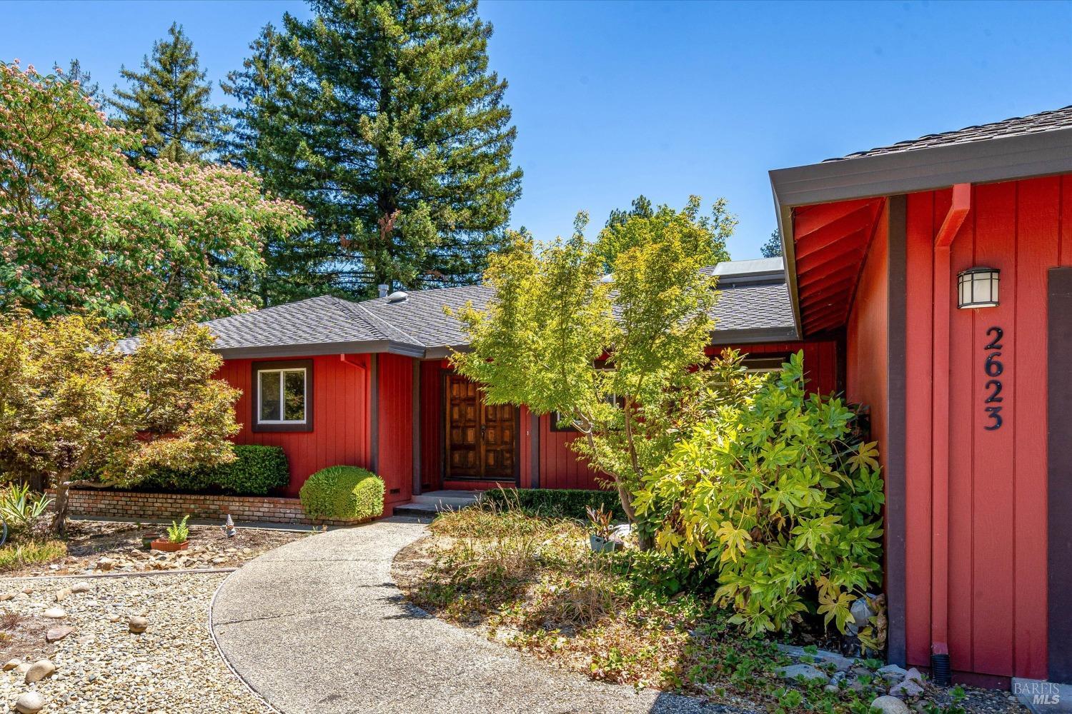 St. Helena Lifestyle Awaits