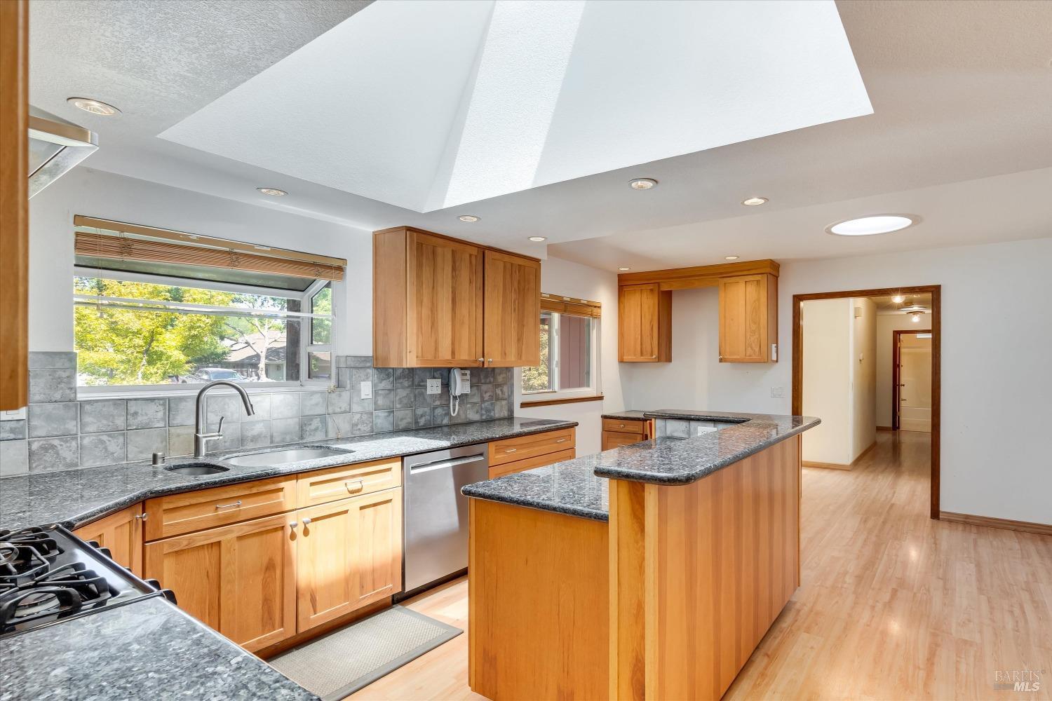 St. Helena Lifestyle Awaits