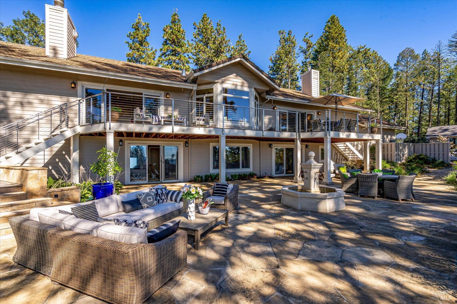 Modern Farmhouse Compound