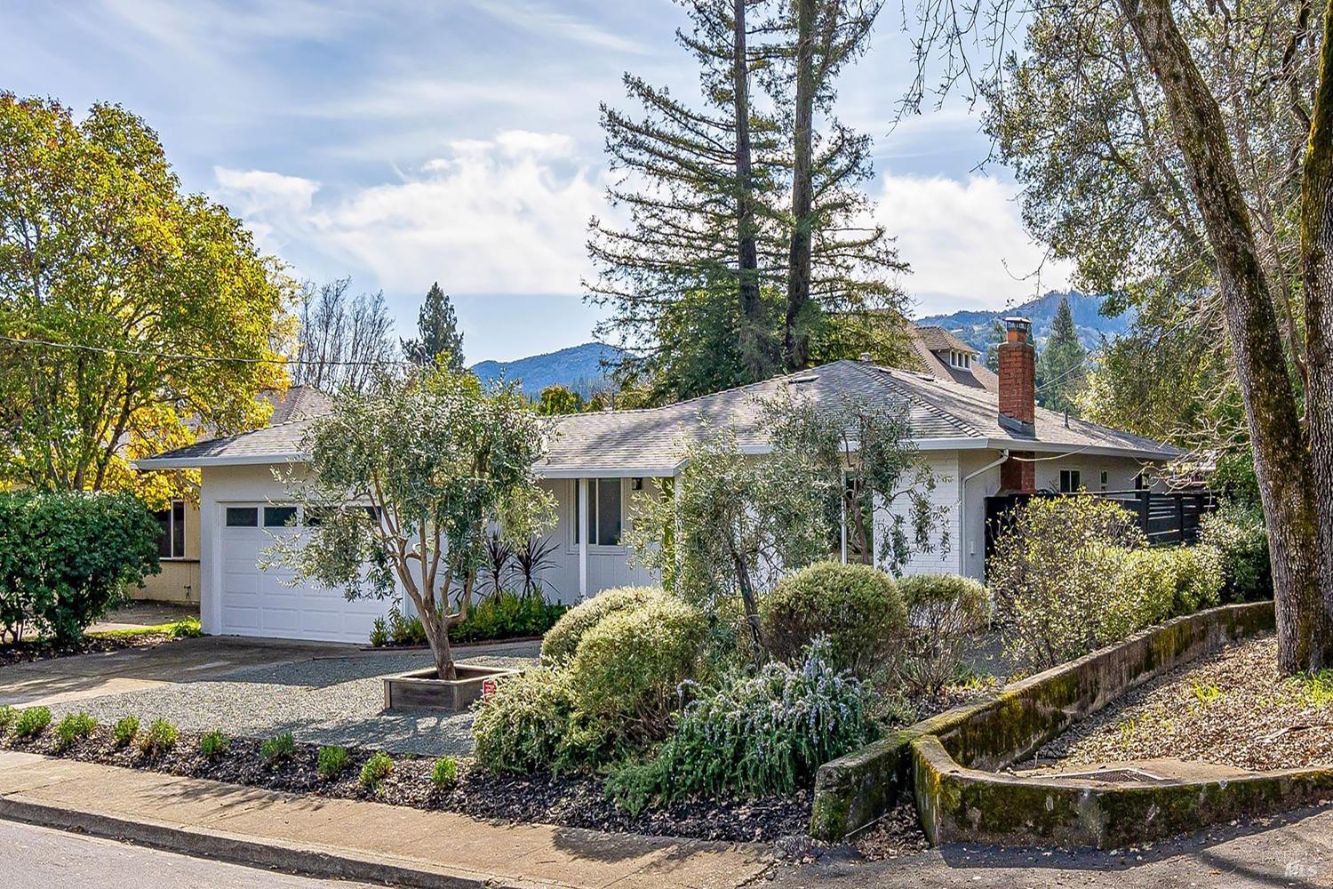 Chic St. Helena Pied-à-Terre