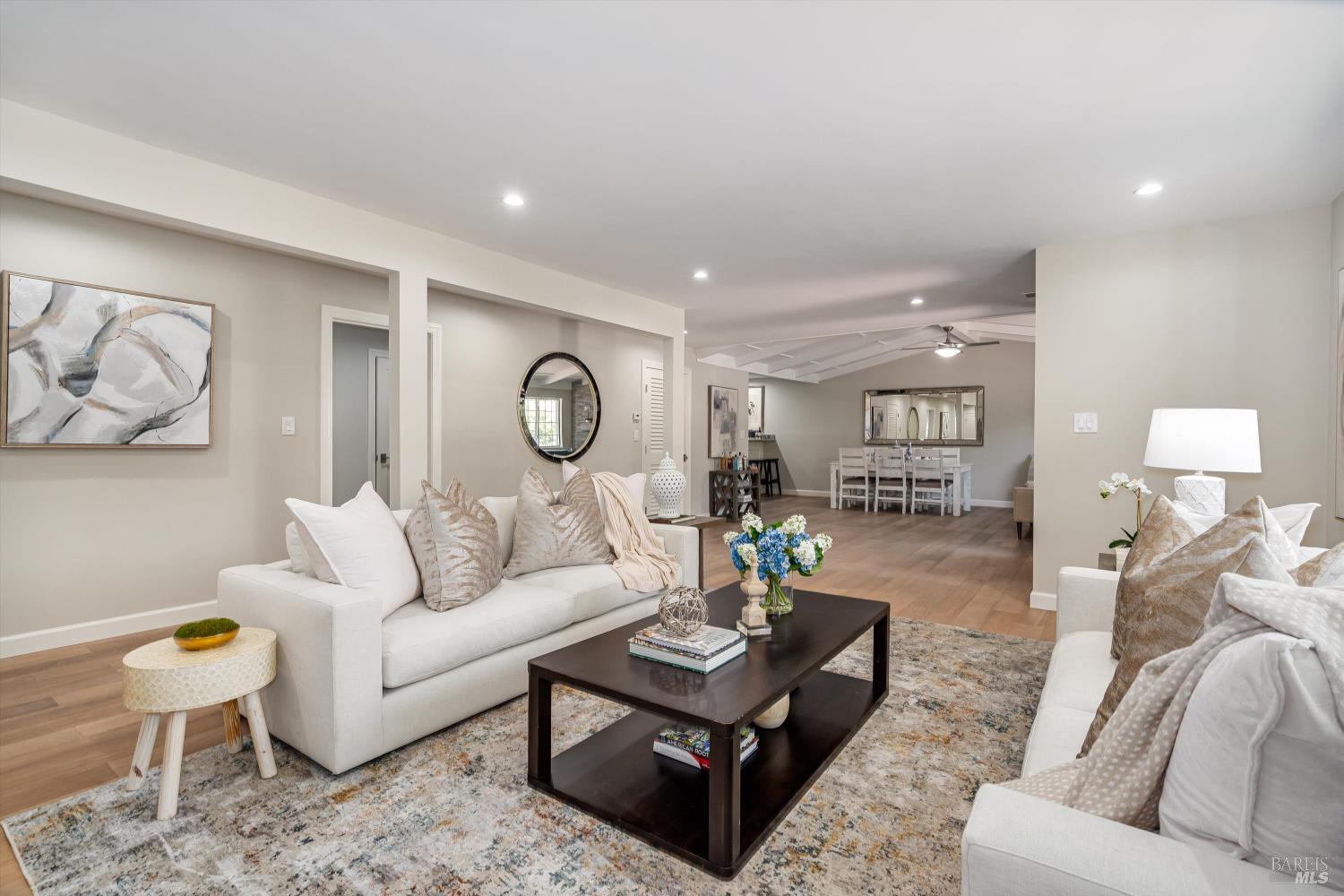 Impeccable Calistoga Home