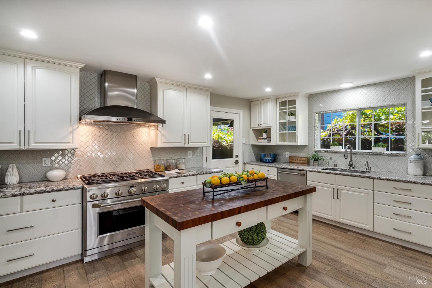 Impeccable Calistoga Home