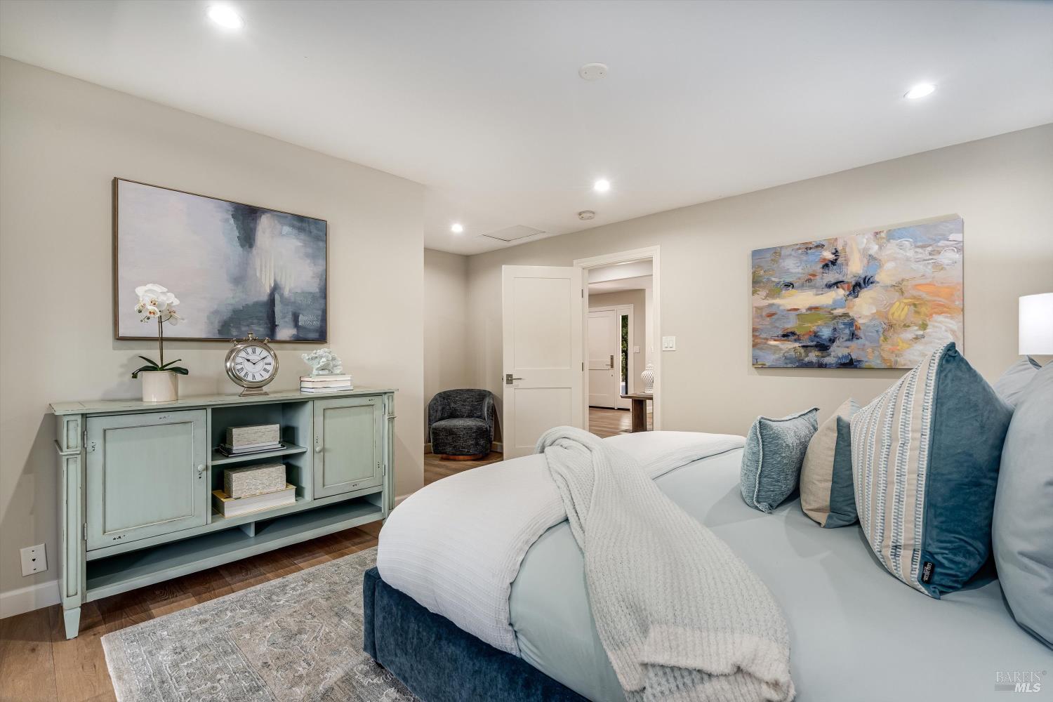 Impeccable Calistoga Home