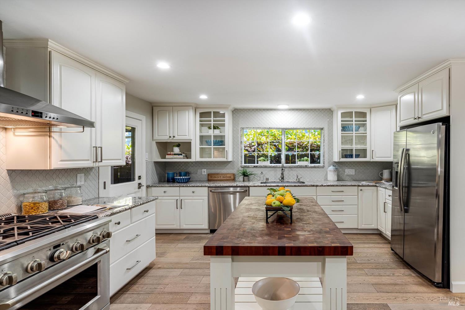 Impeccable Calistoga Home