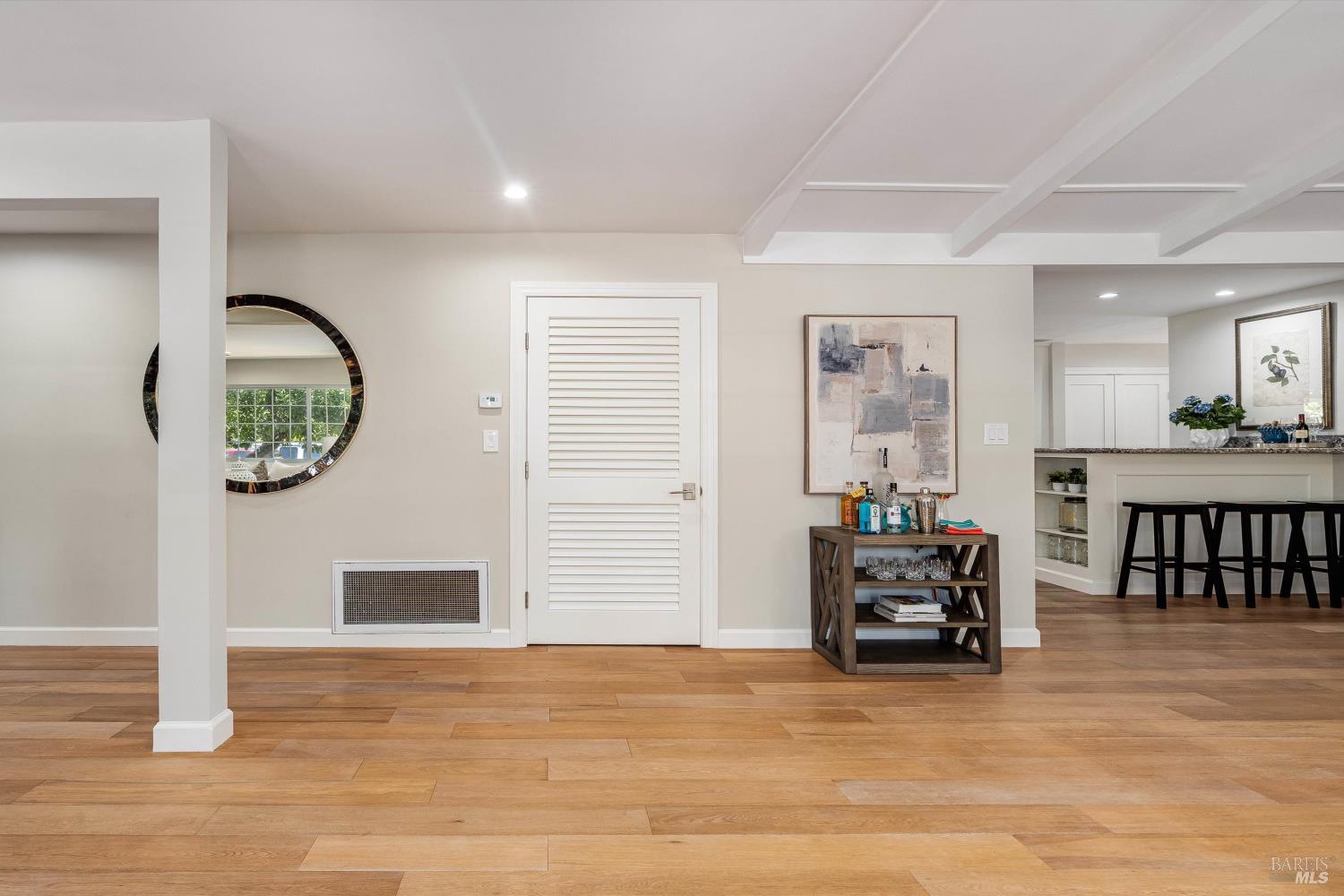 Impeccable Calistoga Home