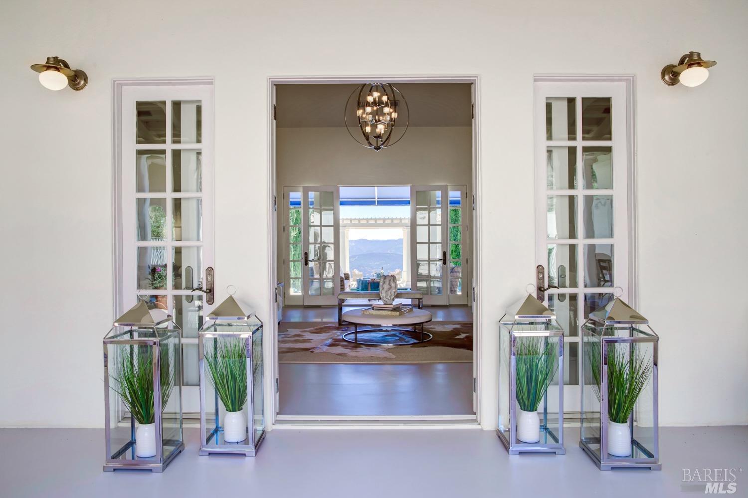 Modern Contemporary Estate