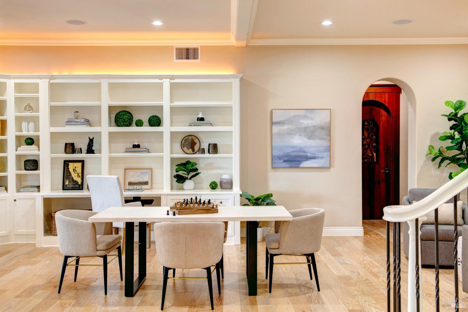 Luxurious Estate Above St. Helena