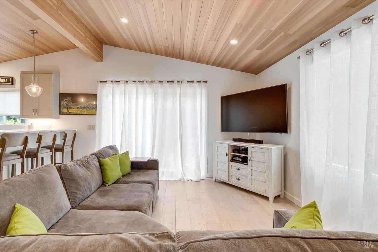 Calistoga Lifestyle Awaits