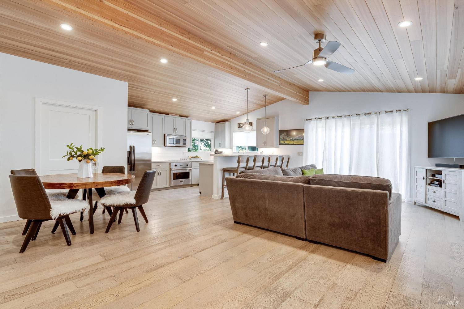 Calistoga Lifestyle Awaits