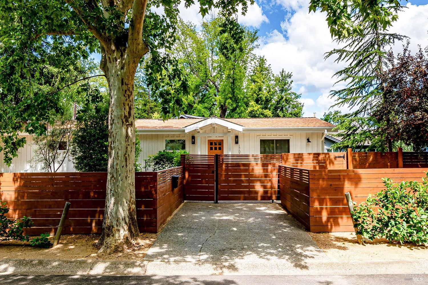 Calistoga Lifestyle Awaits