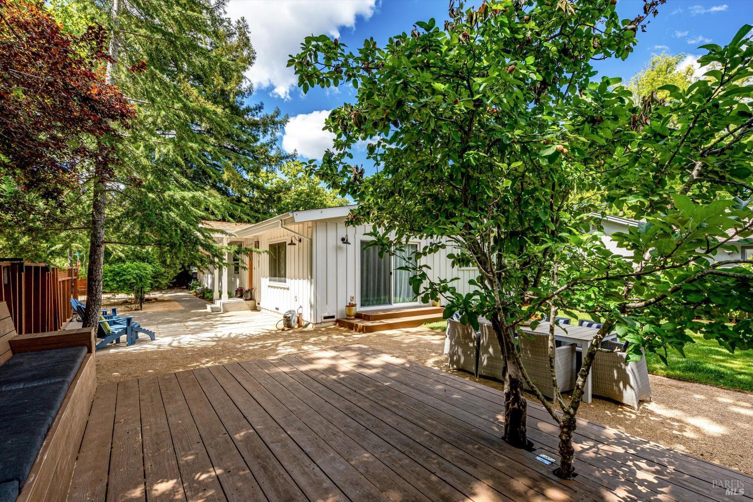 Calistoga Lifestyle Awaits