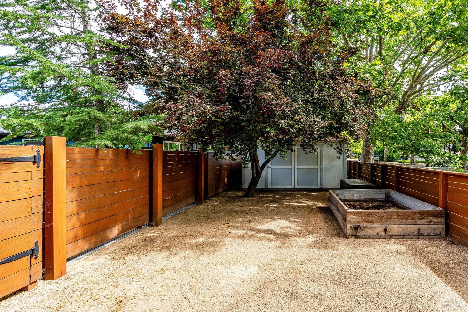 Calistoga Lifestyle Awaits