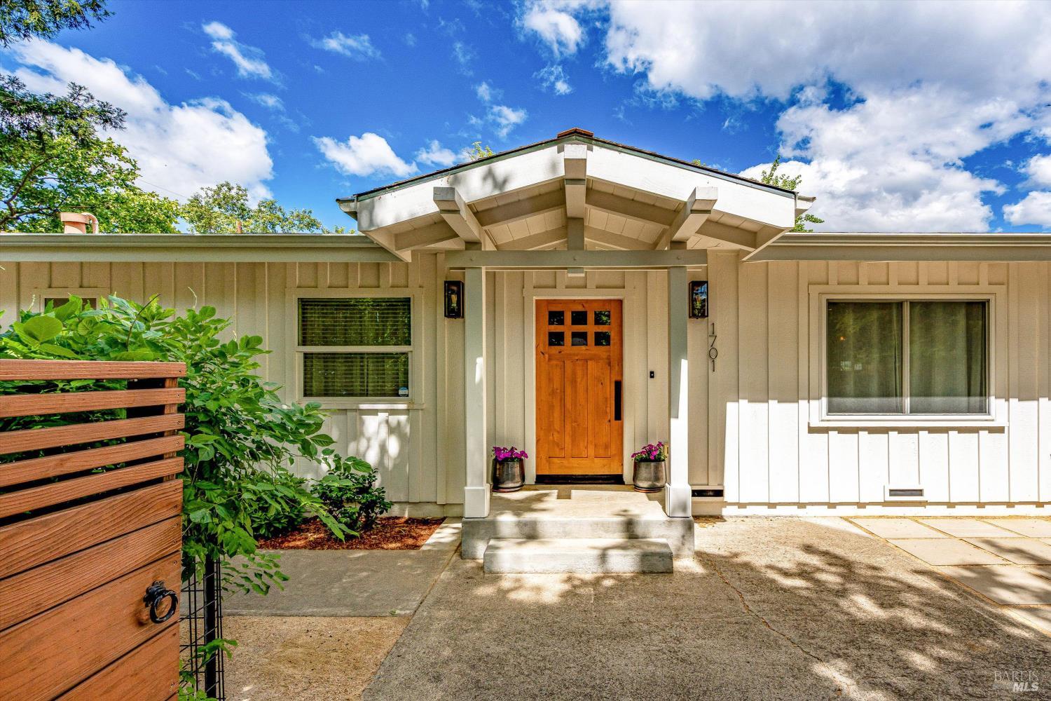 Calistoga Lifestyle Awaits