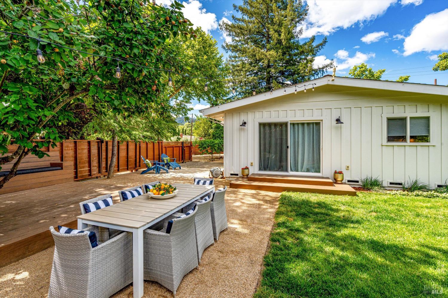 Calistoga Lifestyle Awaits