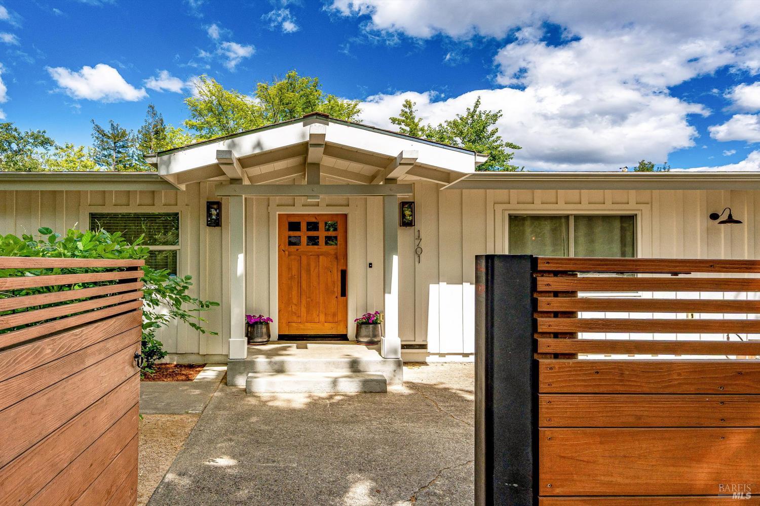 Calistoga Lifestyle Awaits