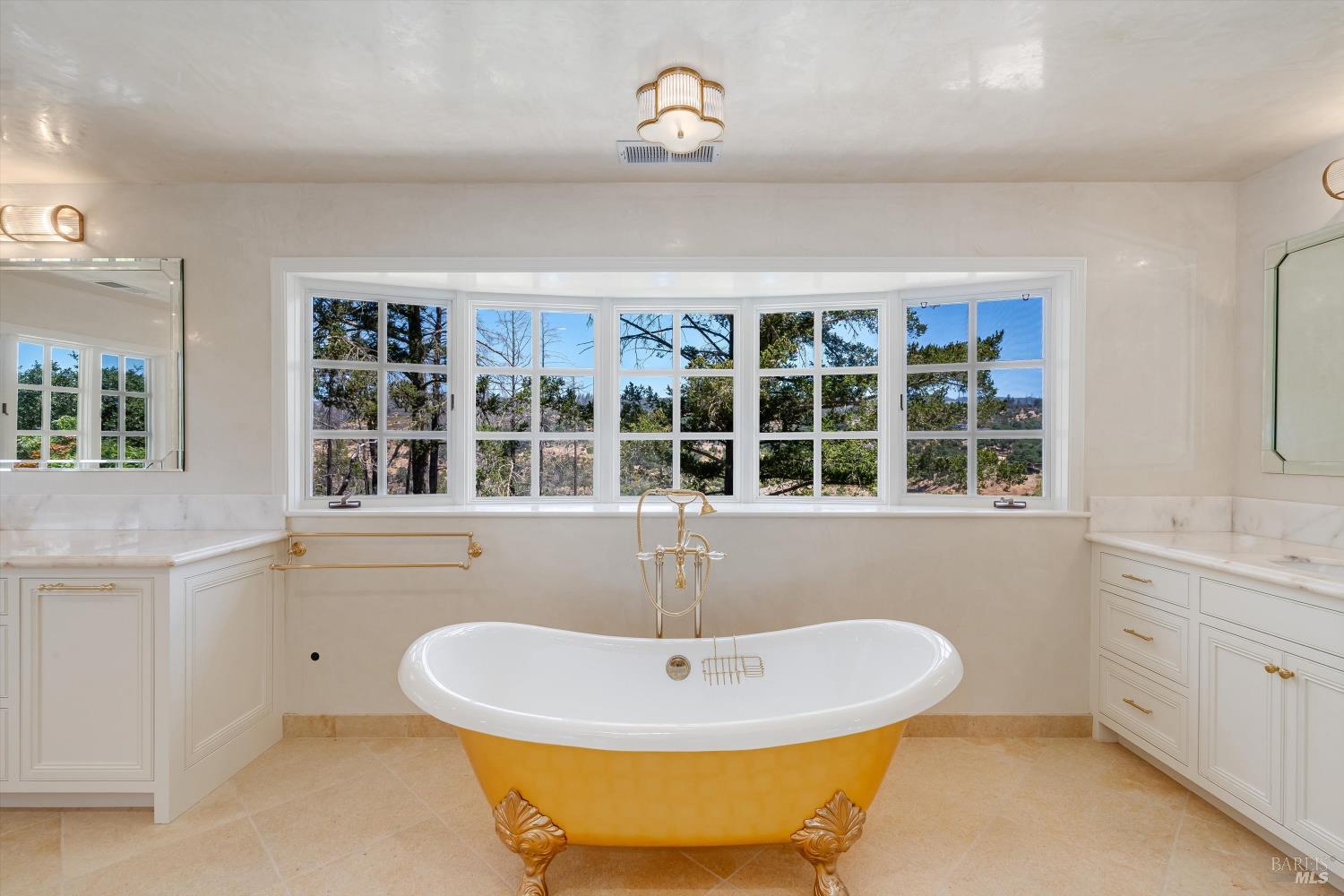Exquisite St. Helena Provencal-Style Estate