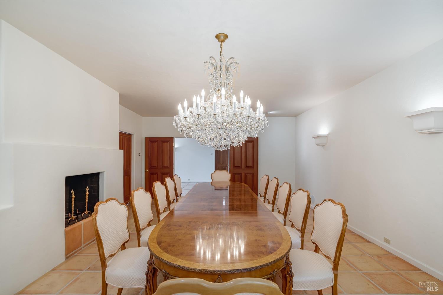 Exquisite St. Helena Provencal-Style Estate