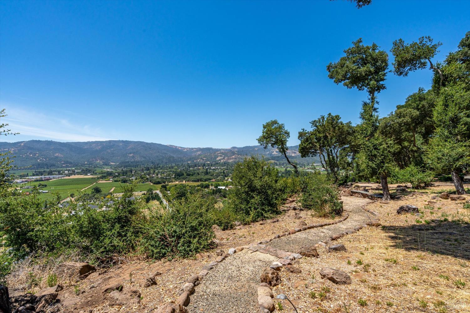 Exquisite St. Helena Provencal-Style Estate