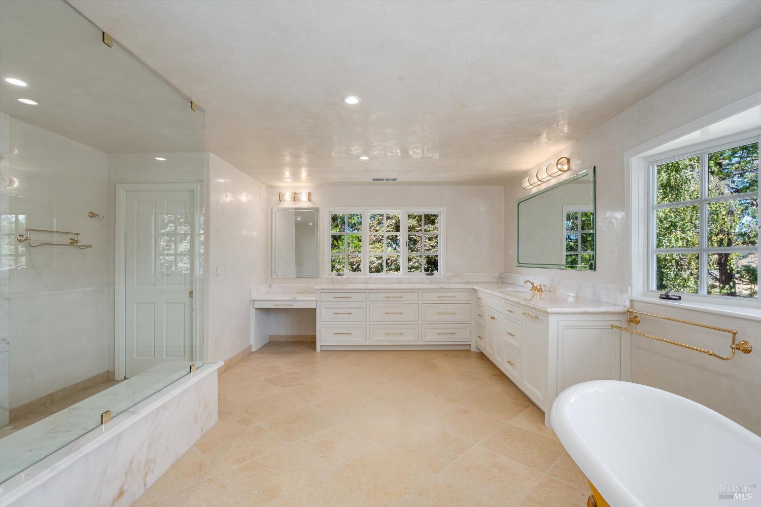 Exquisite St. Helena Provencal-Style Estate