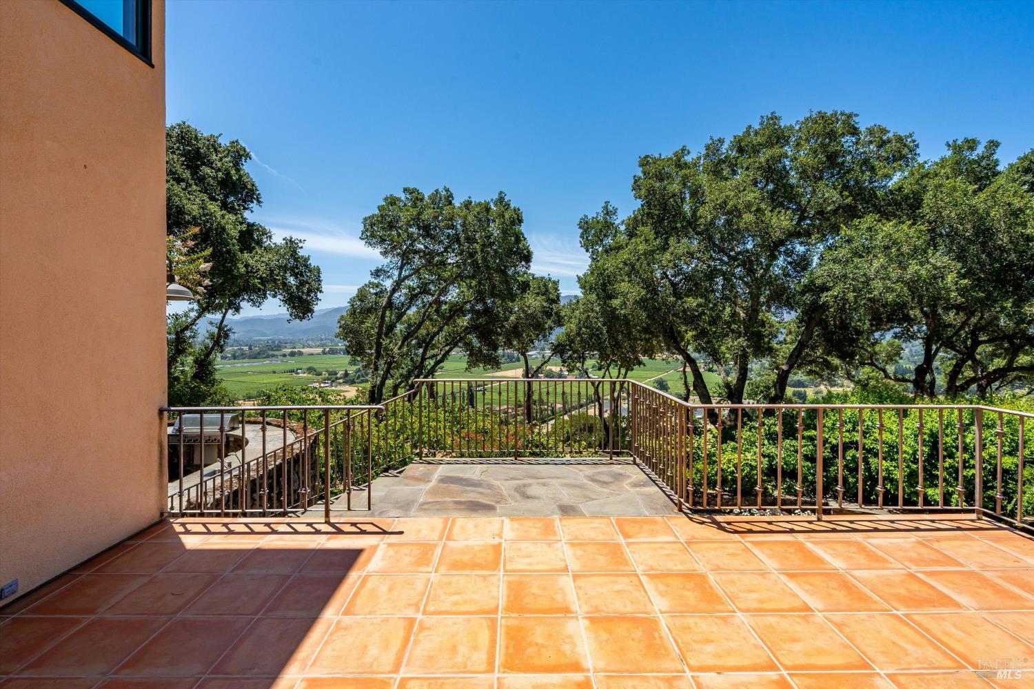 Exquisite St. Helena Provencal-Style Estate