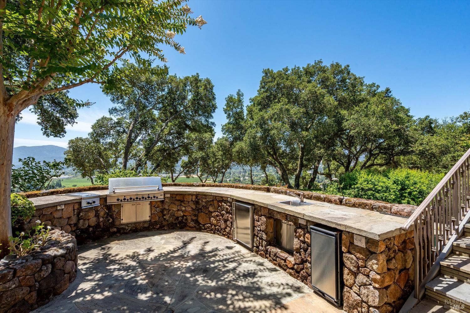 Exquisite St. Helena Provencal-Style Estate