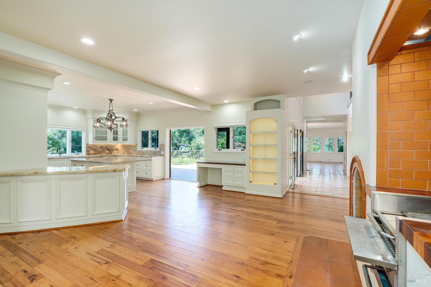 Exquisite St. Helena Provencal-Style Estate