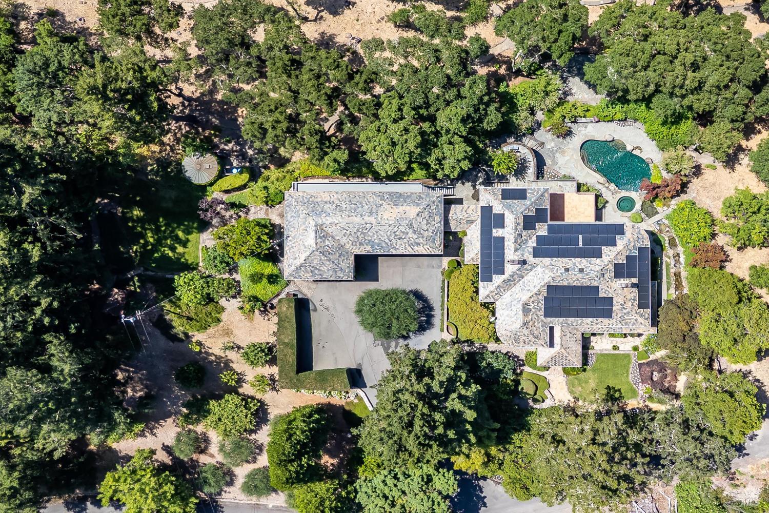 Exquisite St. Helena Provencal-Style Estate