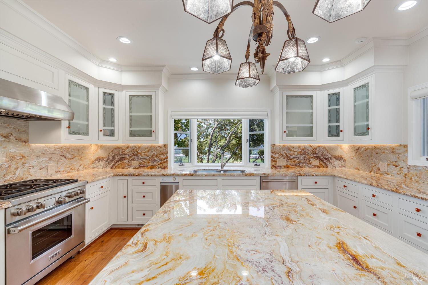 Exquisite St. Helena Provencal-Style Estate