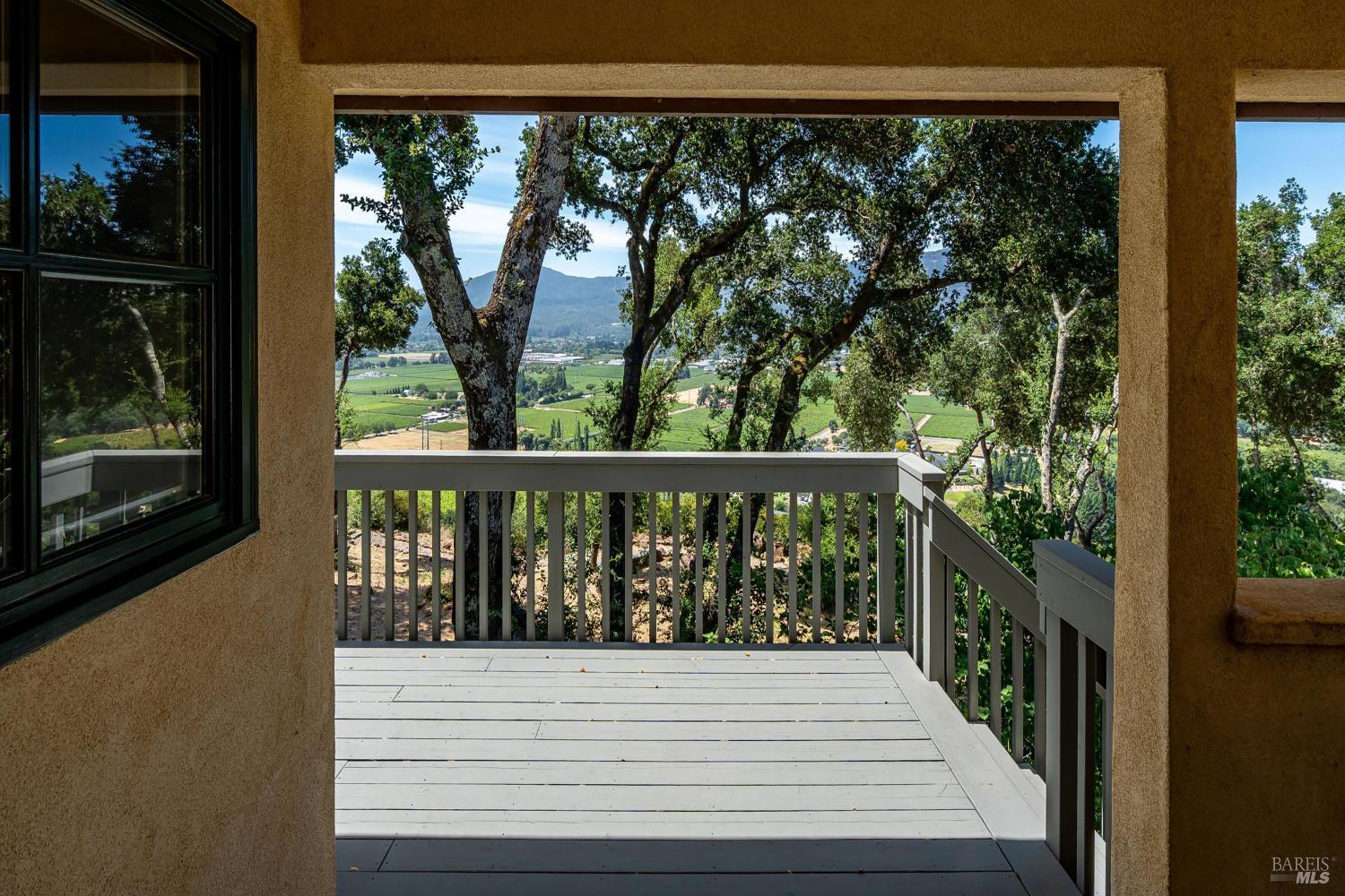 Exquisite St. Helena Provencal-Style Estate