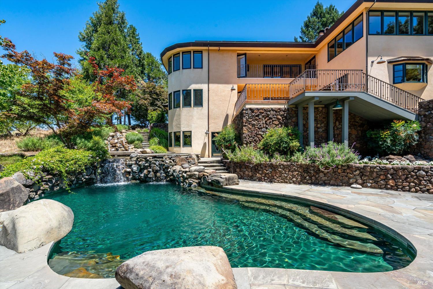 Exquisite St. Helena Provencal-Style Estate