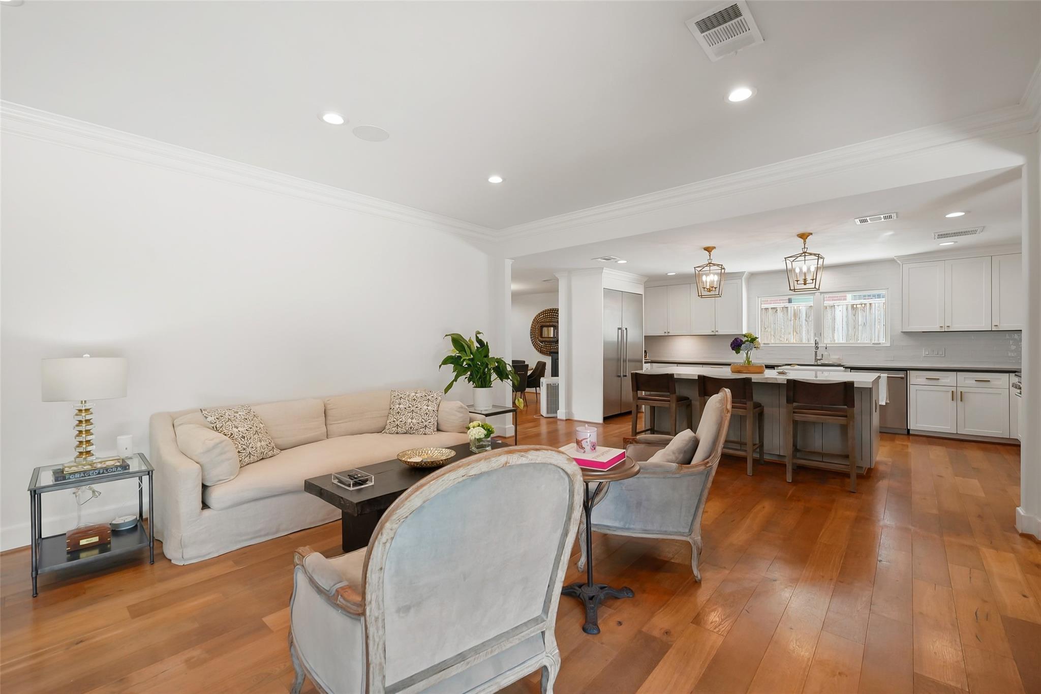 9411 Endicott Lane