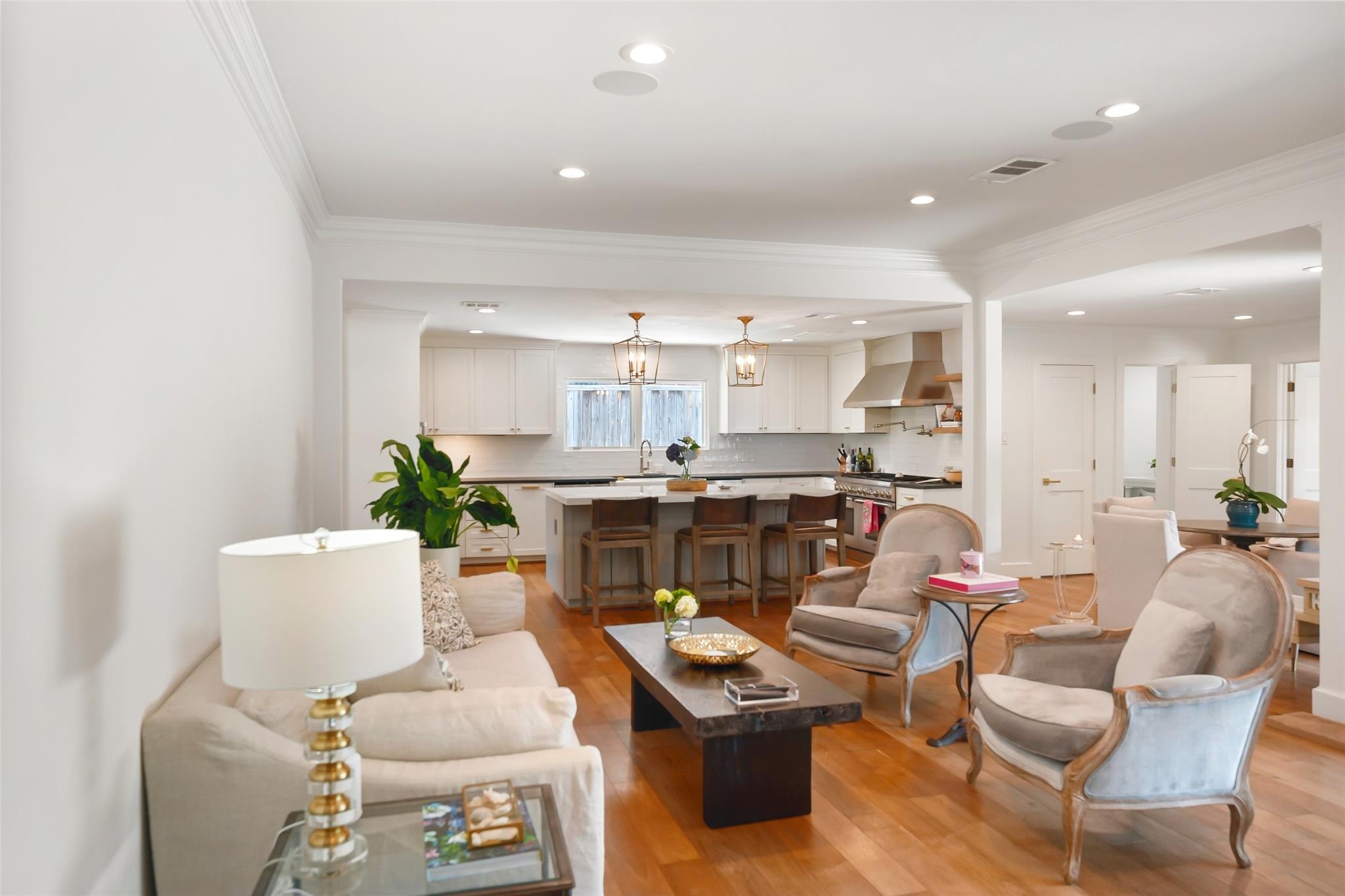 9411 Endicott Lane