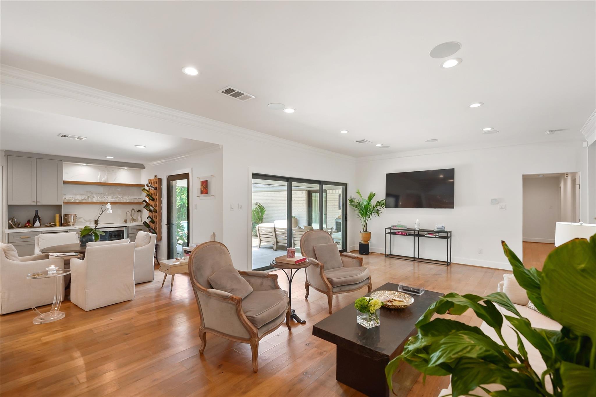 9411 Endicott Lane