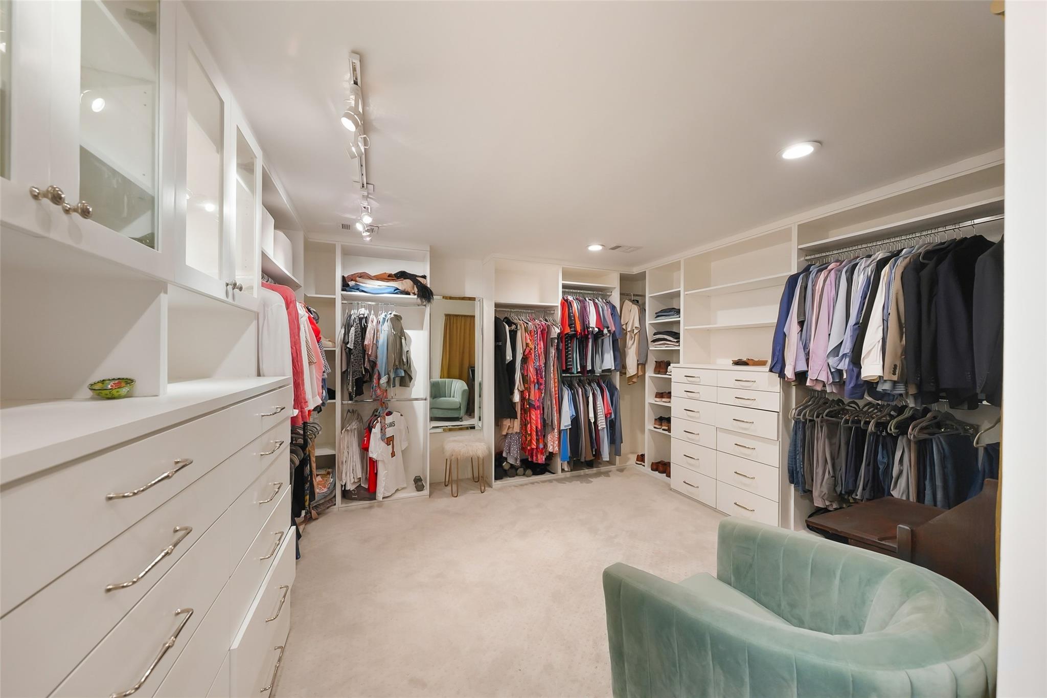 9411 Endicott Lane