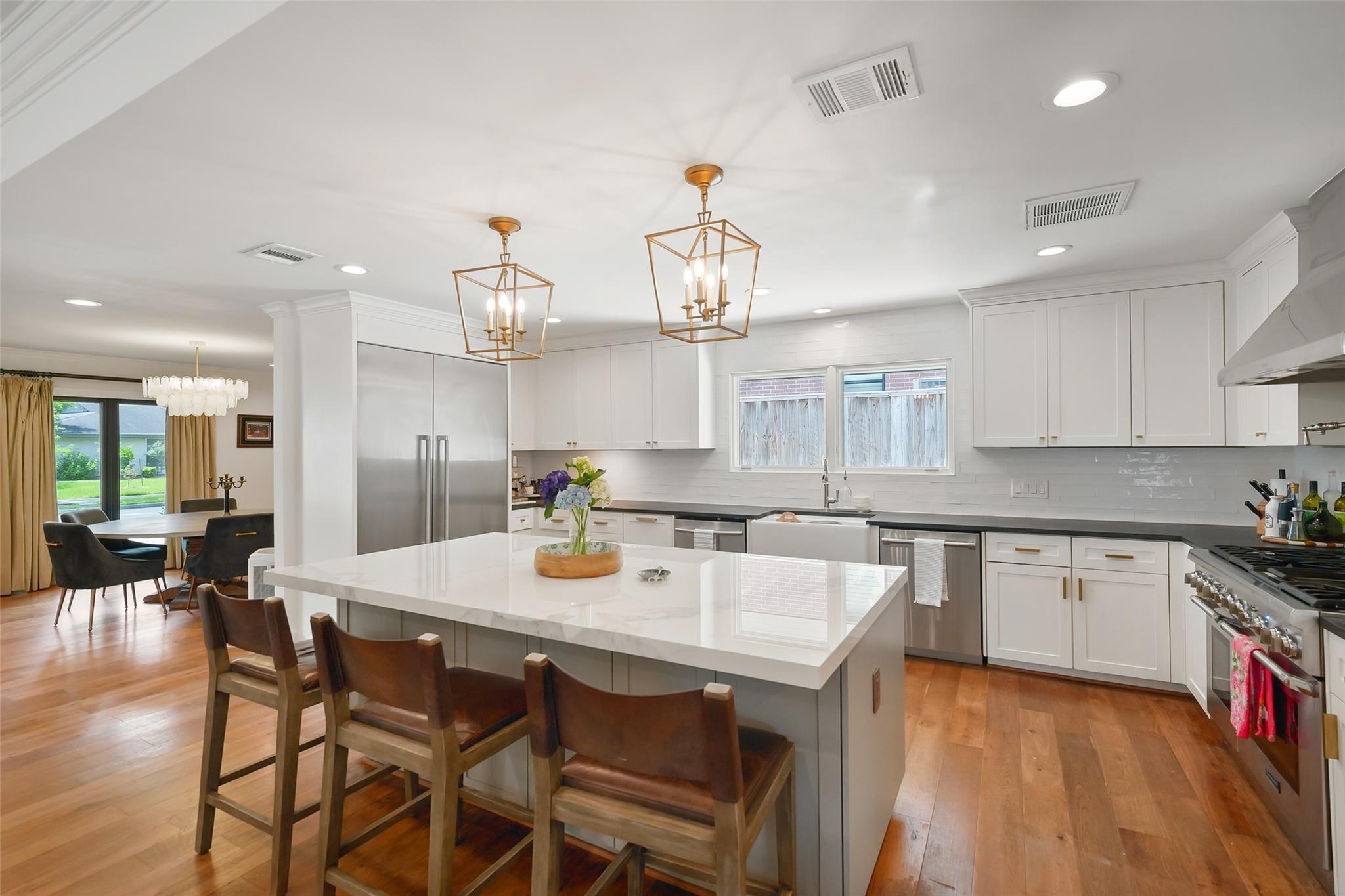 9411 Endicott Lane