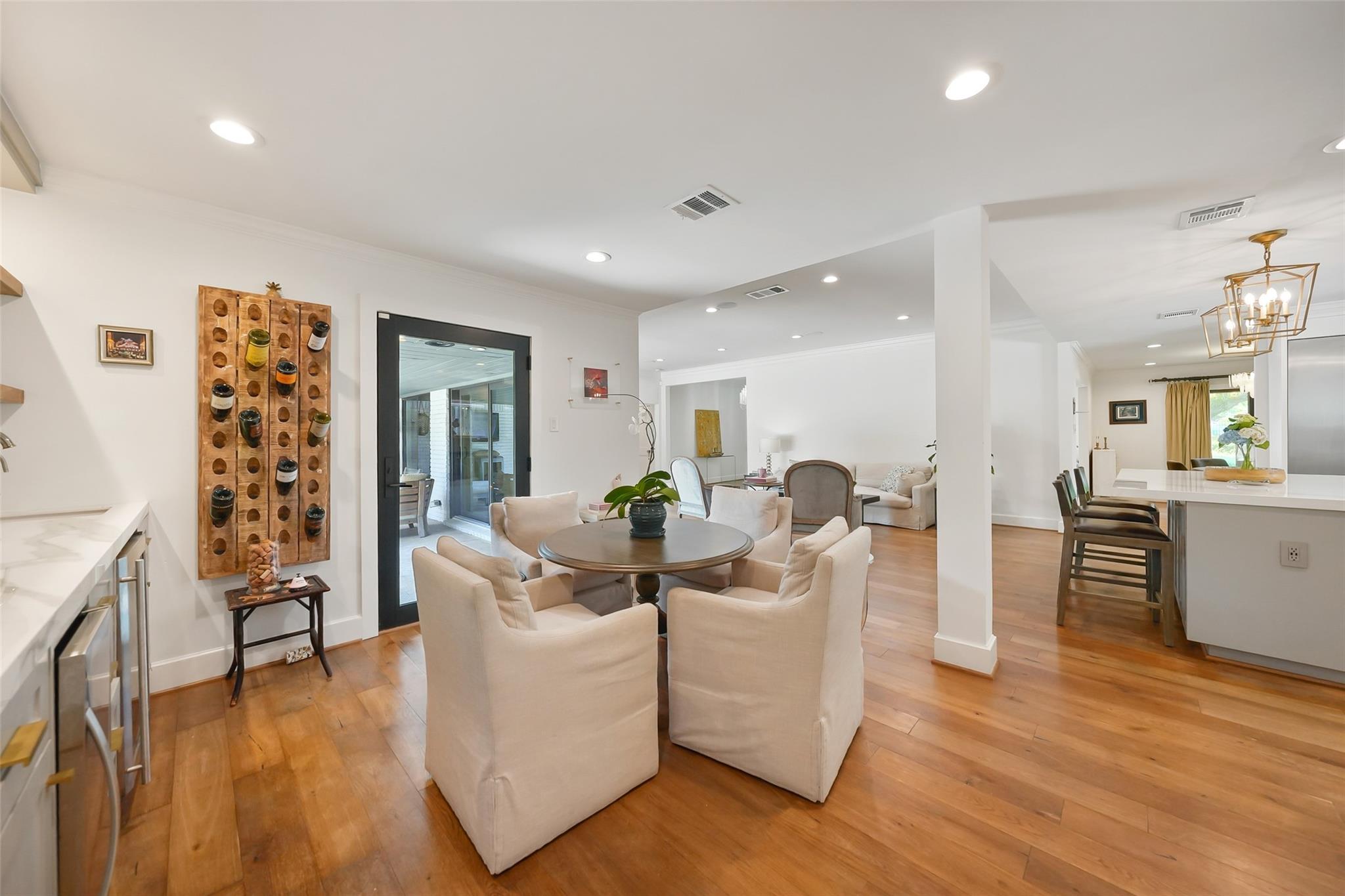9411 Endicott Lane