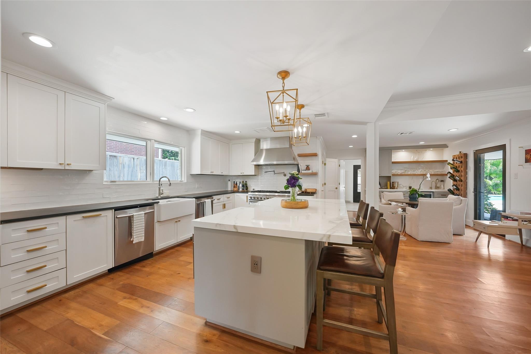 9411 Endicott Lane
