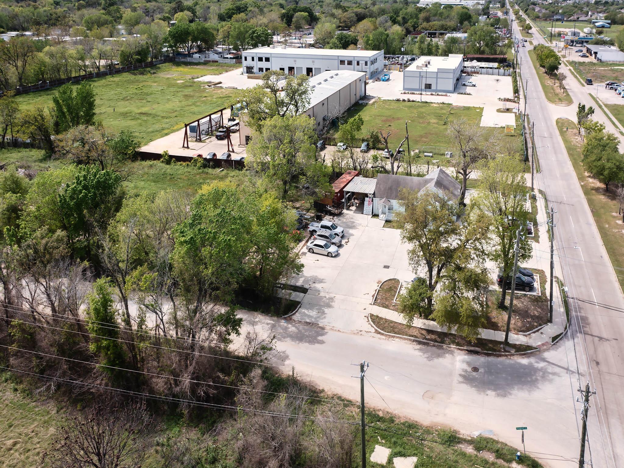 1326 Almeda Genoa Road
