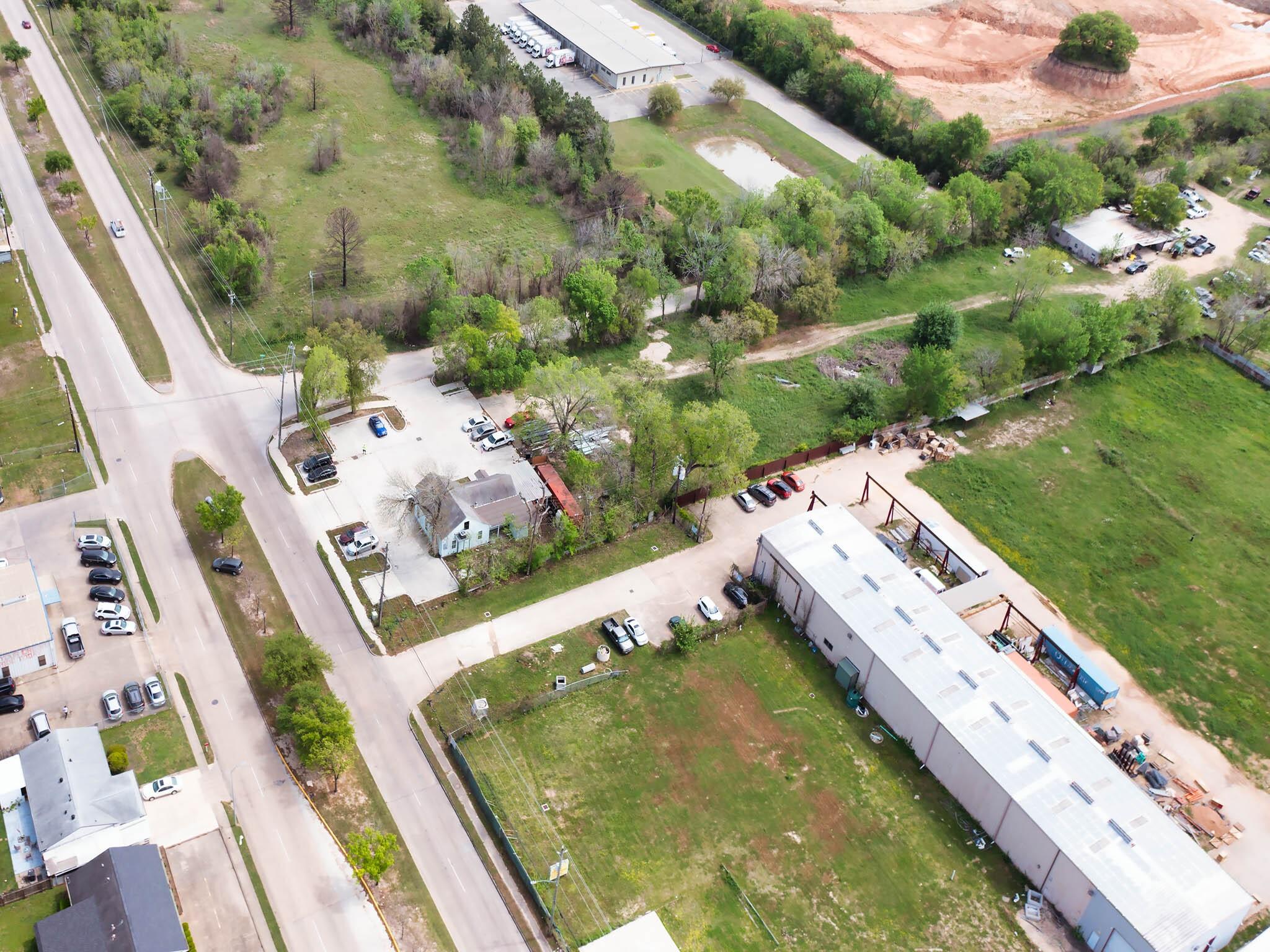 1326 Almeda Genoa Road