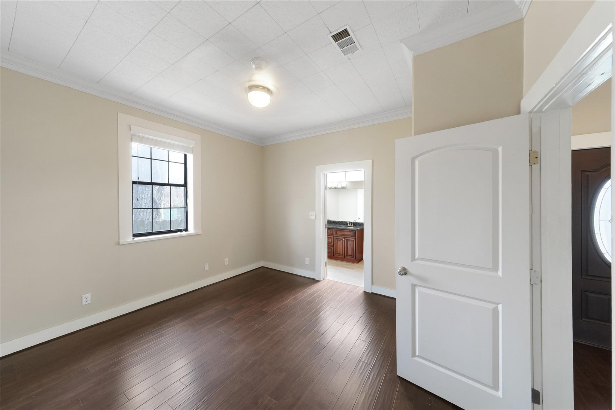 309 Pecore Street