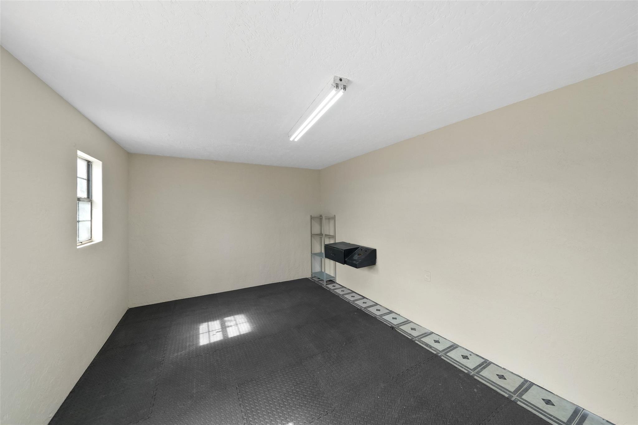 309 Pecore Street