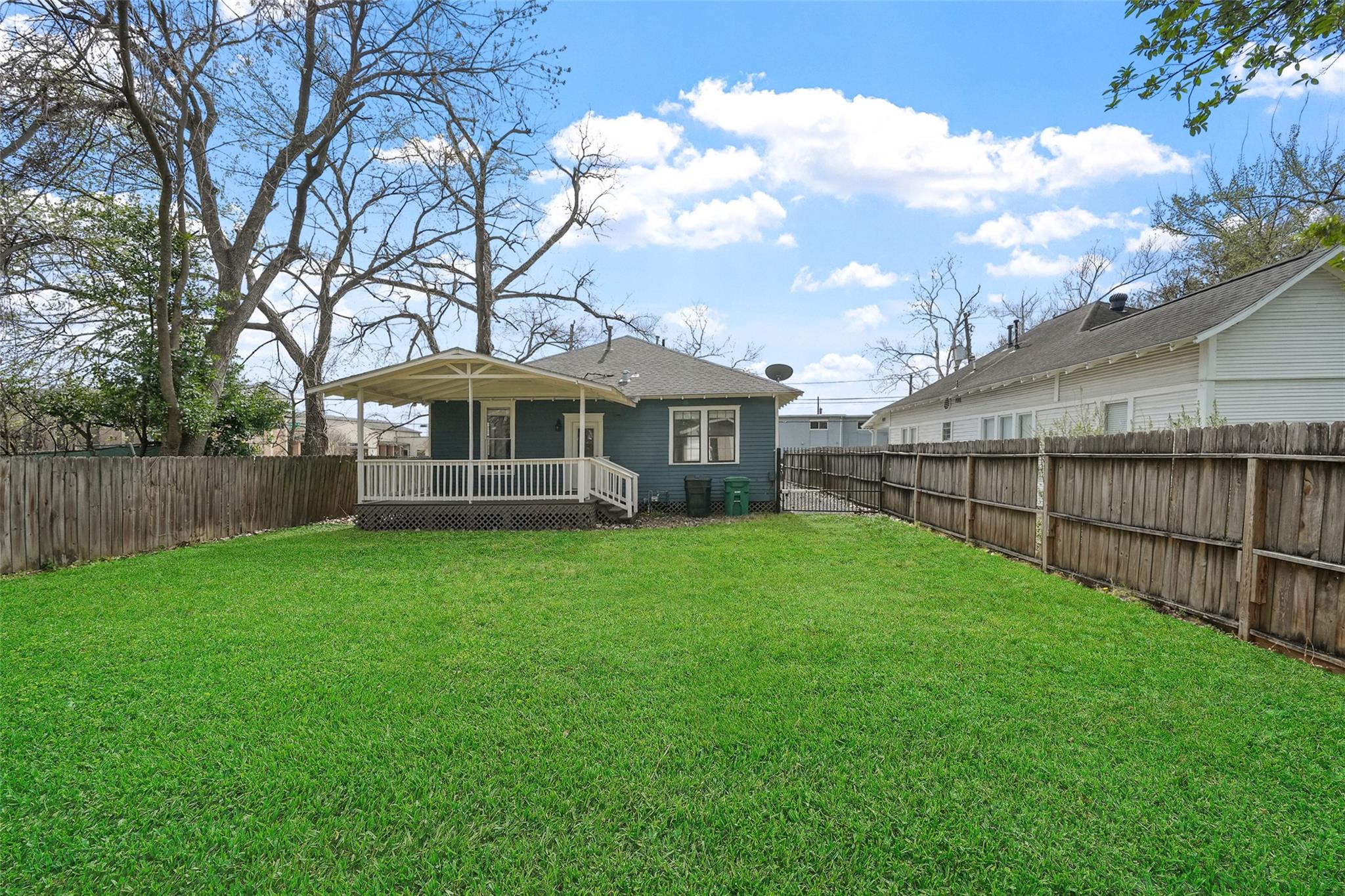 309 Pecore Street