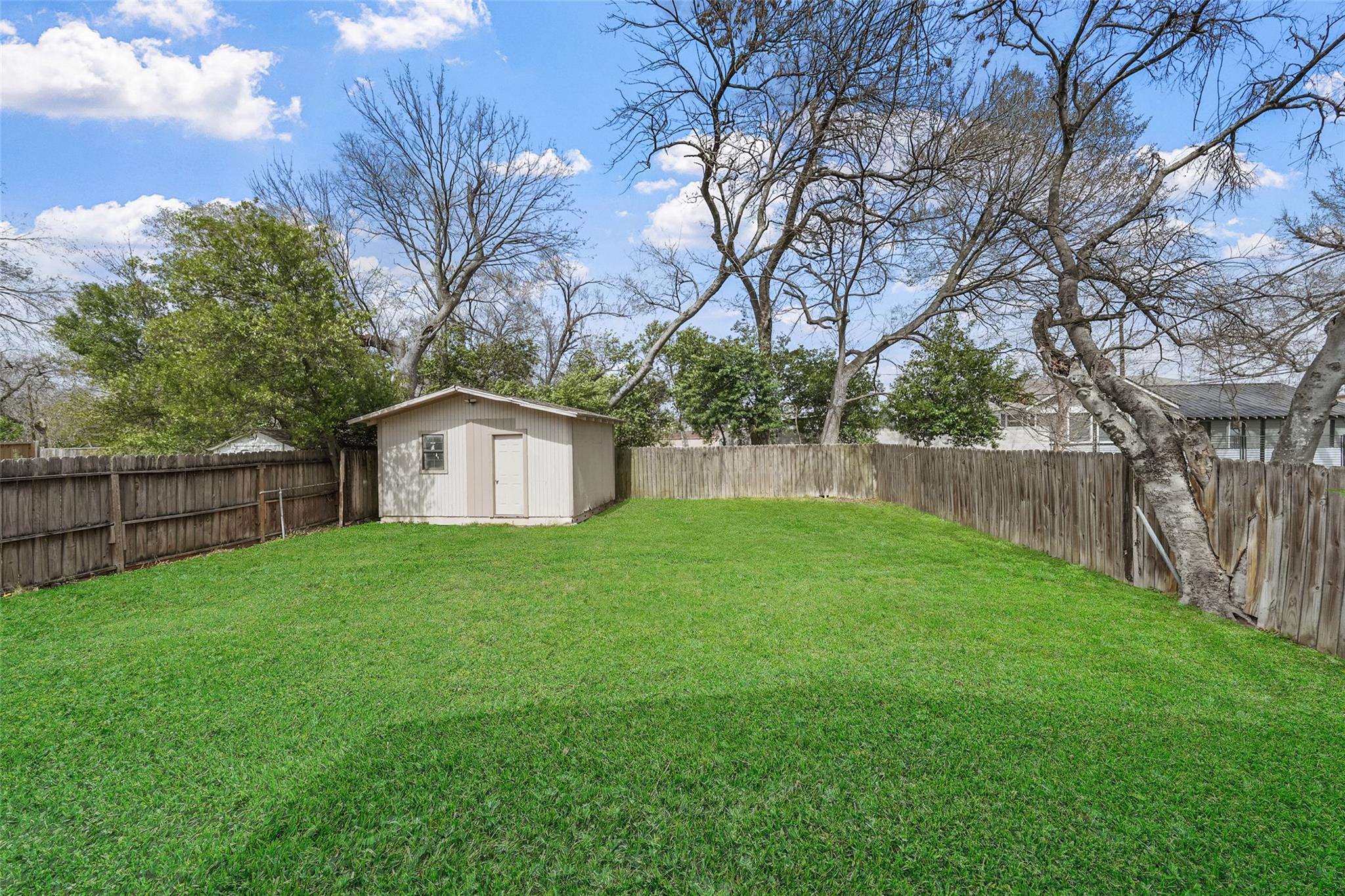 309 Pecore Street